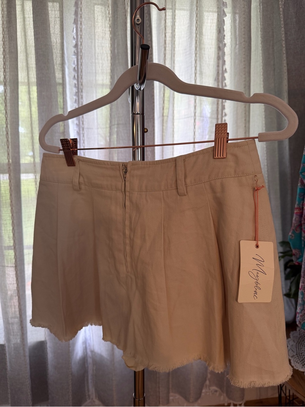 Beige Mini Skort with Frayed Hem